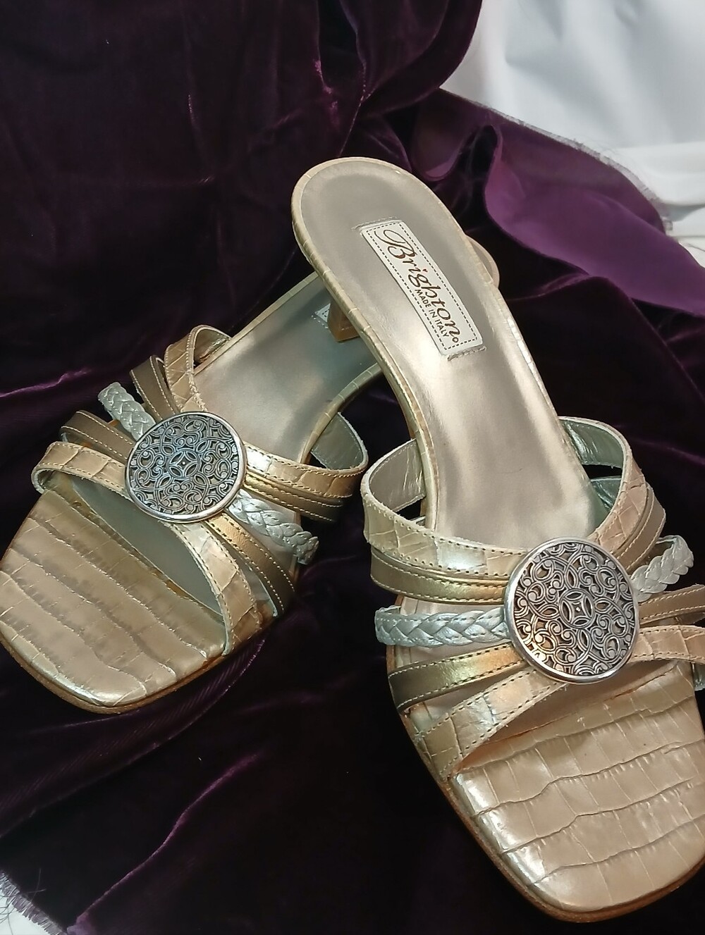 BRIGHTON "KYOTO" Taupe, Silver, Slip On Heeled Sandals Silver Medallion SZ 8.5
